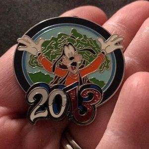 2013 Goofy Disney Collector Pin